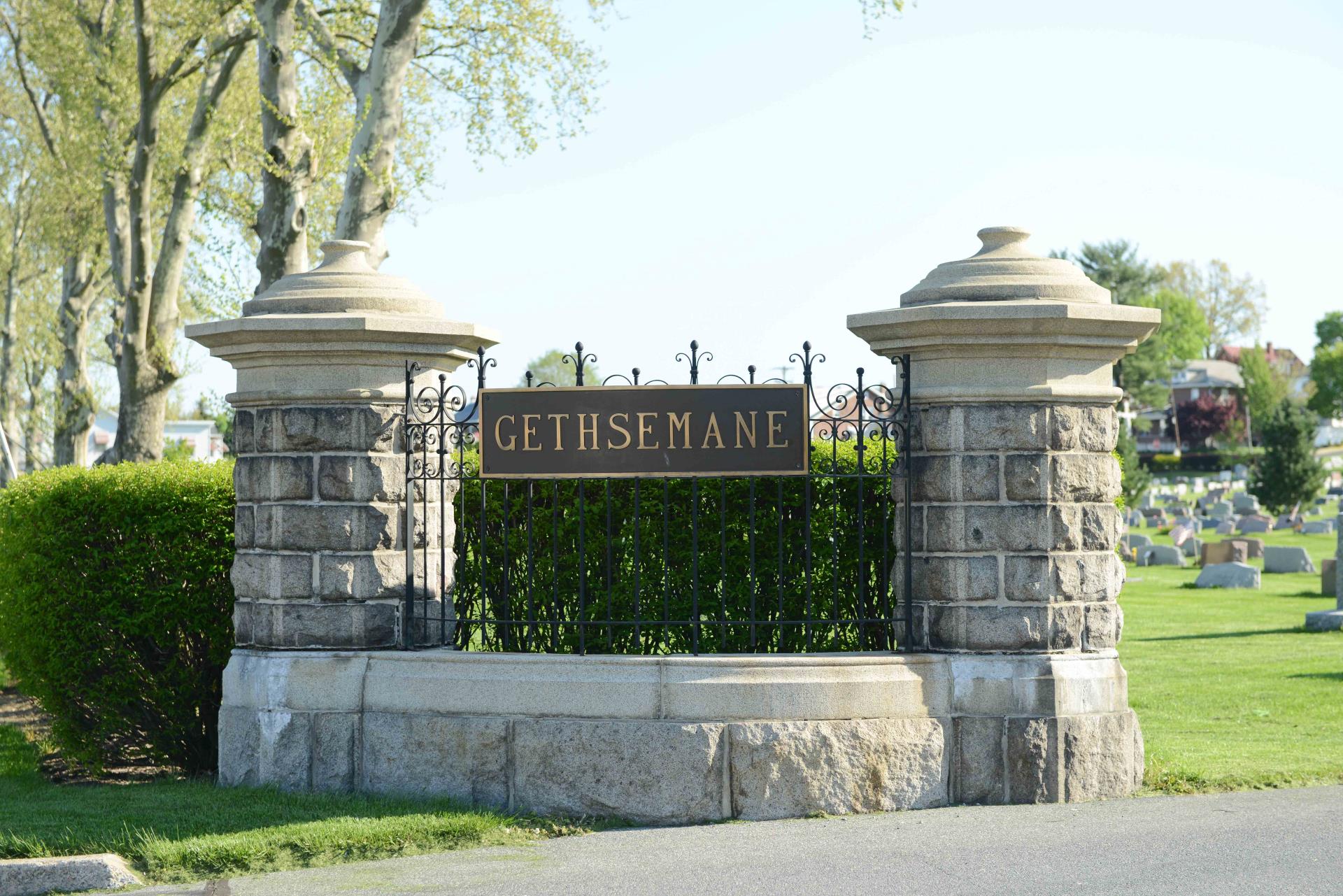 grounds-1 Gethsemane Cemetery entrance pillars with sign